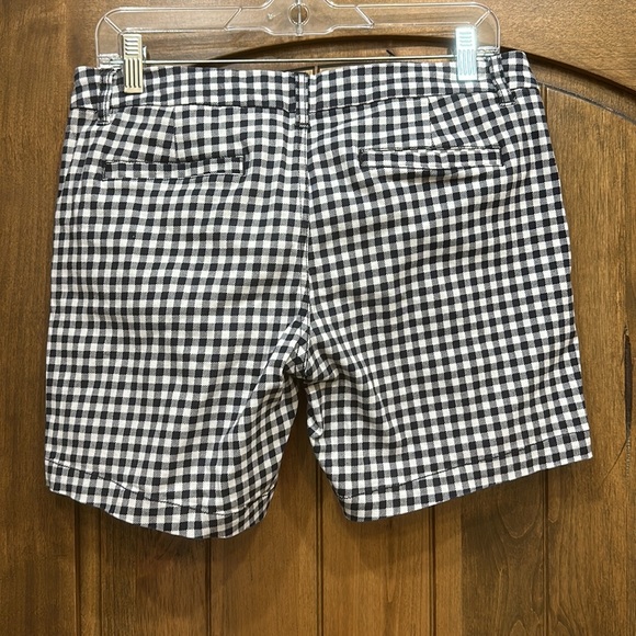 Market and spruce shorts - Picture 3 of 3